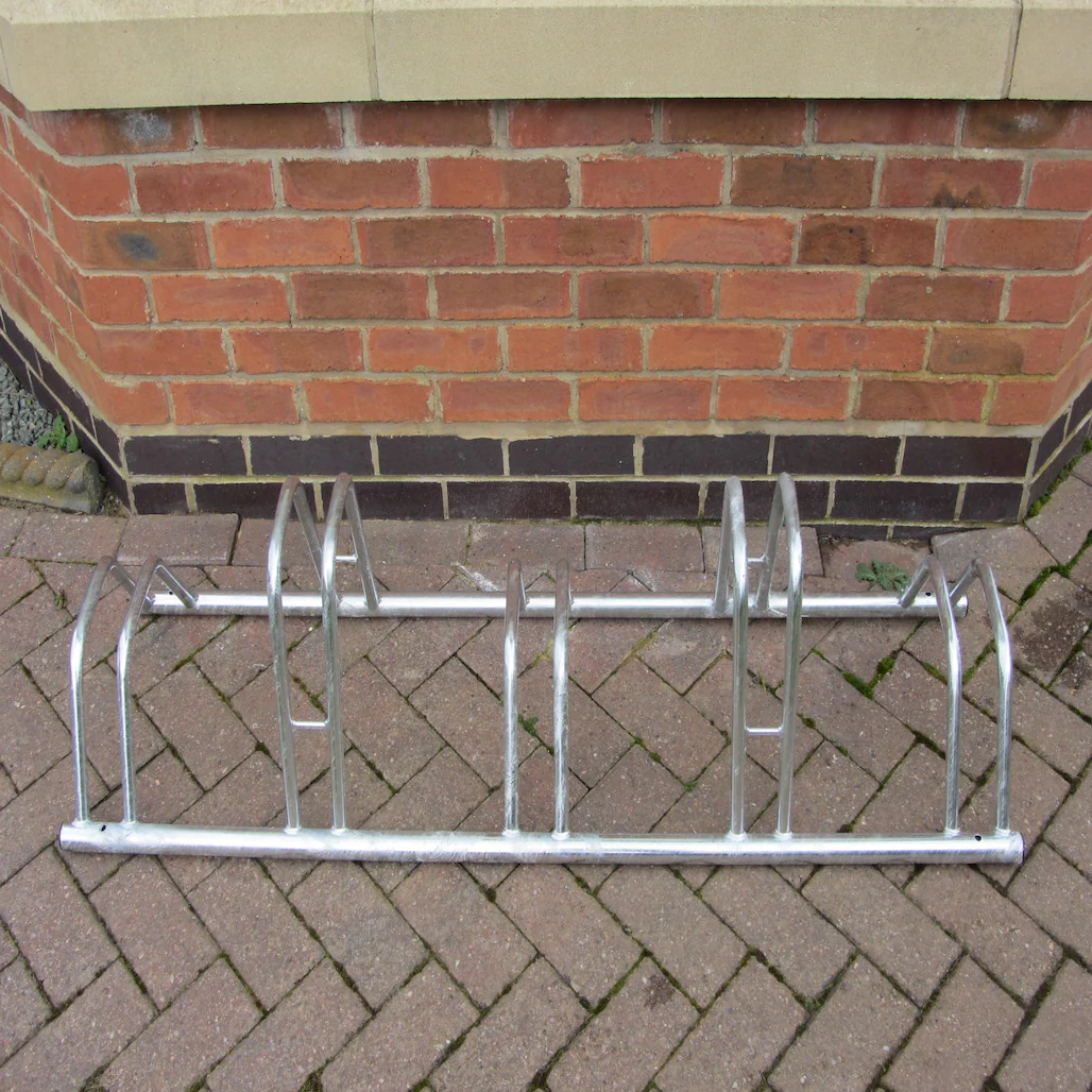 5 Bike Dual Height Flat Top Bike Rack - Image 4