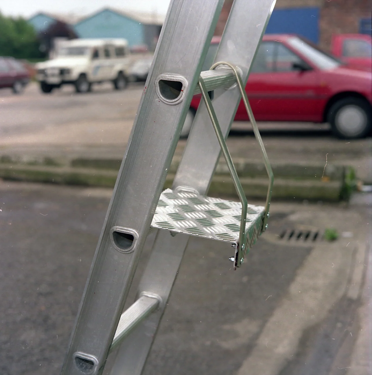 Ladder Platform - Image 8