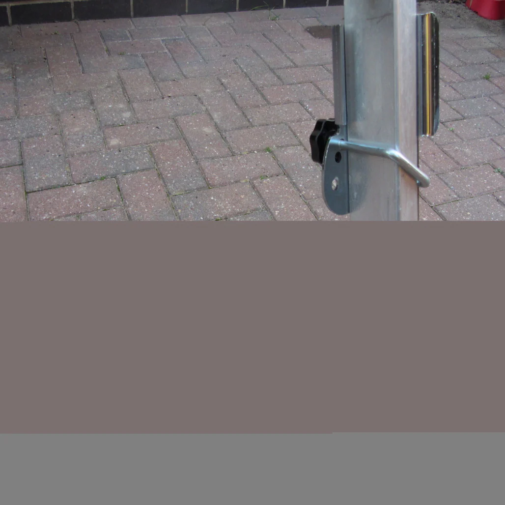 Ladder Safety Legs with Anti-Slip Feet | Ladder Stabiliser - Image 6