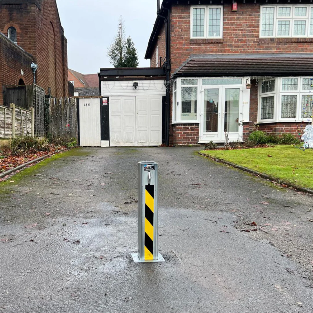 Ramco 100 Heavy-Duty Telescopic Security Bollard - Image 17