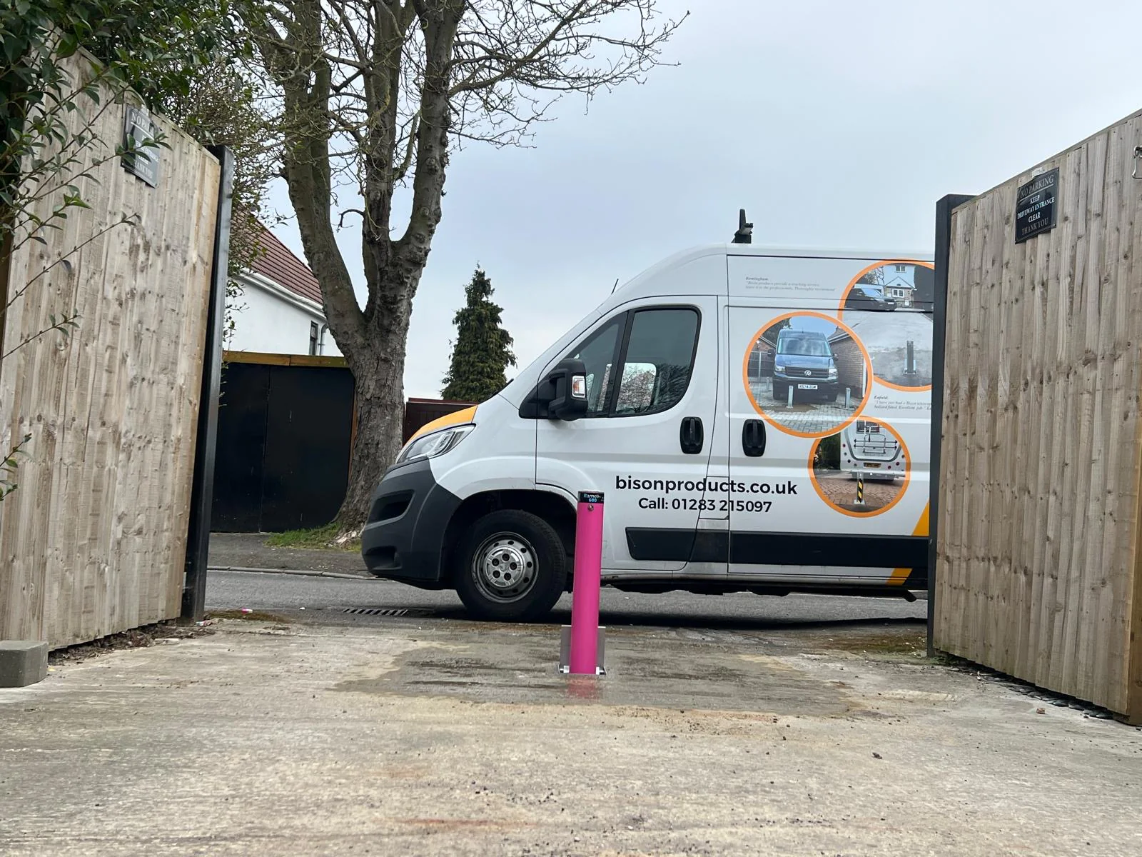 Ramco 600 Pink Security Bollard - Image 4