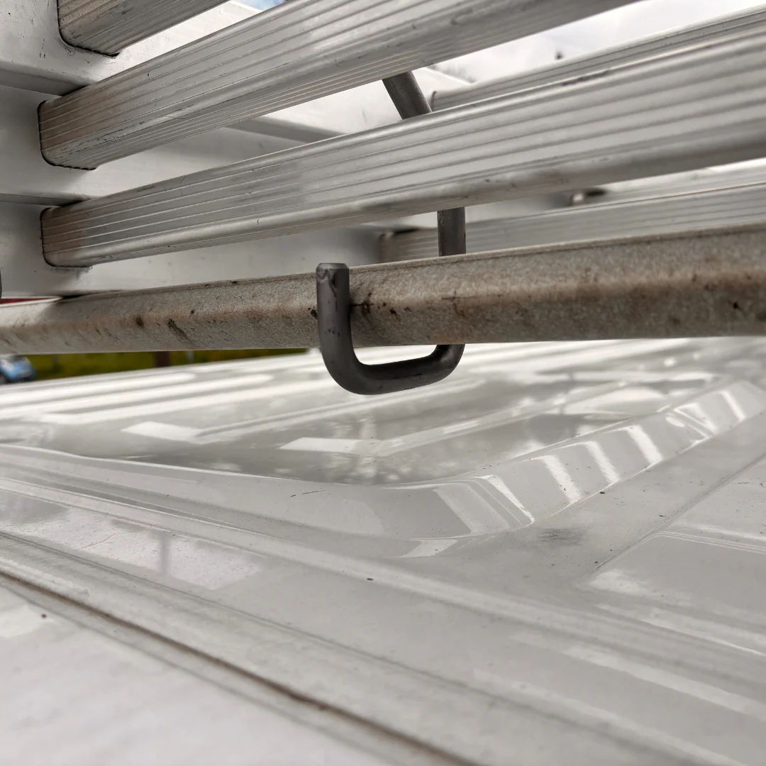 Roof Bar Ladder Clamp Set with Padlock Black Edition - Image 8