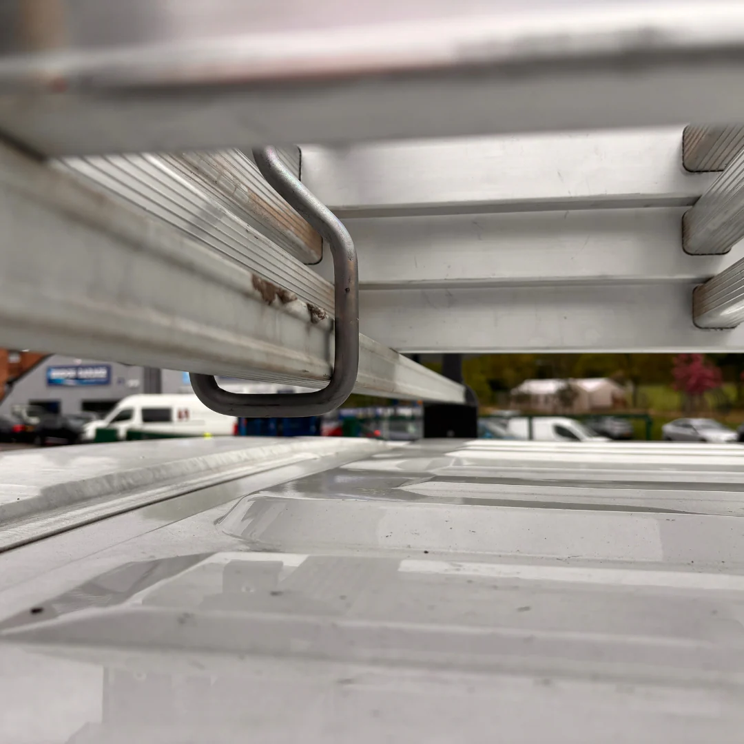 Roof Bar Ladder Clamp Set with Padlock Black Edition - Image 9